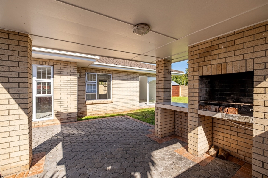 3 Bedroom Property for Sale in Lorraine Eastern Cape